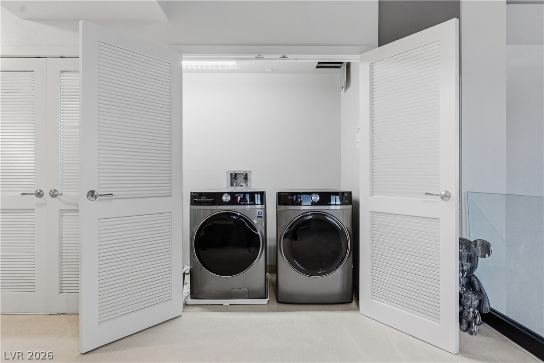 360 East Desert Inn Road 807