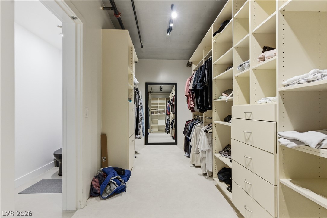 360 East Desert Inn Road 807