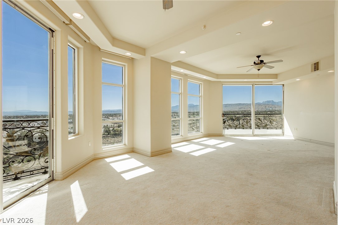 9103 Alta Drive 1101