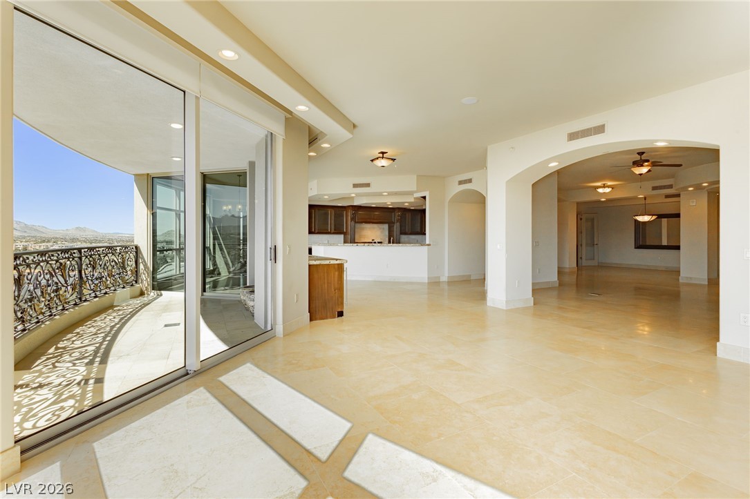 9103 Alta Drive 1101