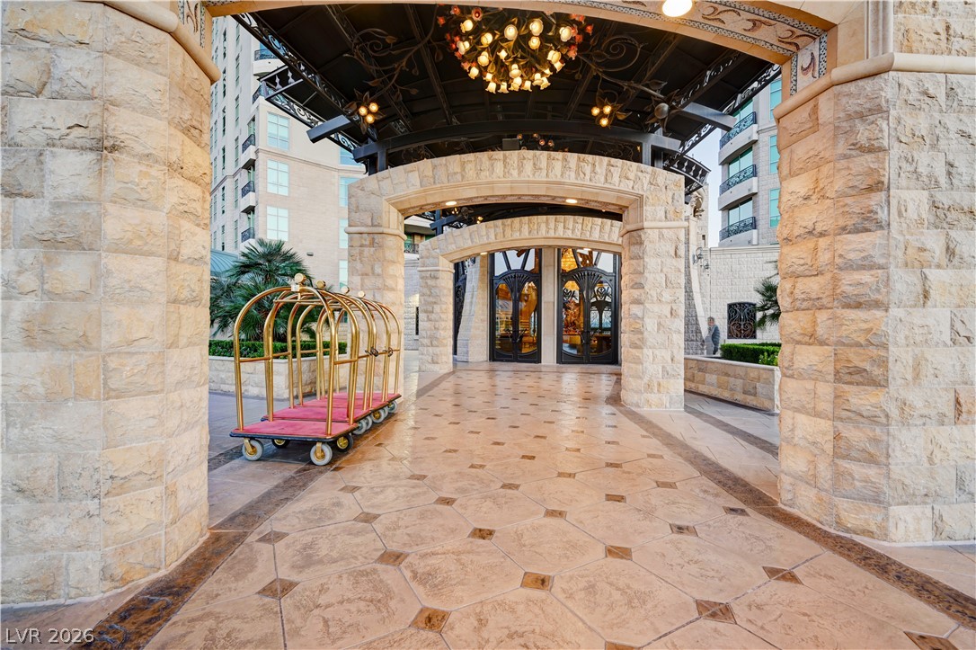 9103 Alta Drive 1101