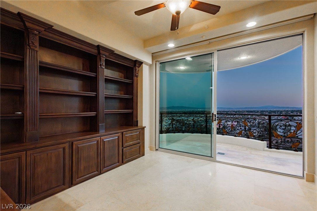 9103 Alta Drive 1101