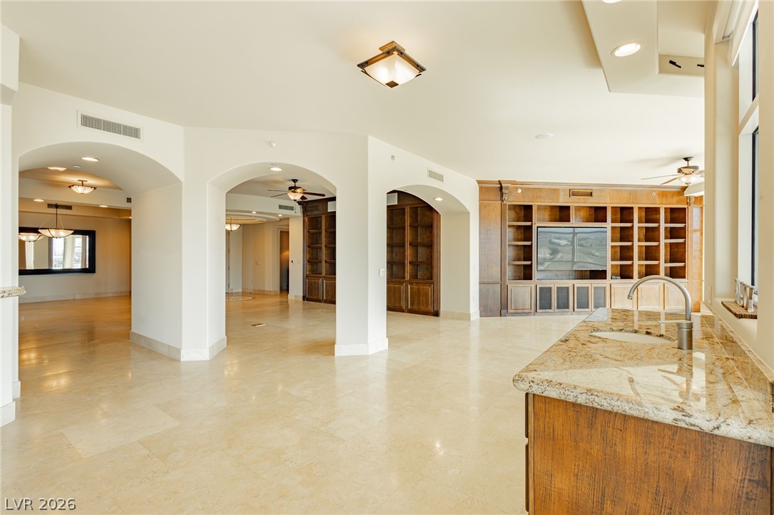 9103 Alta Drive 1101