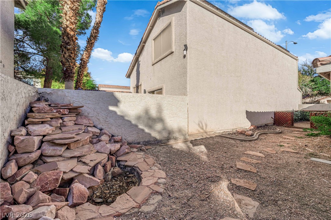 2433 Cliffwood Drive