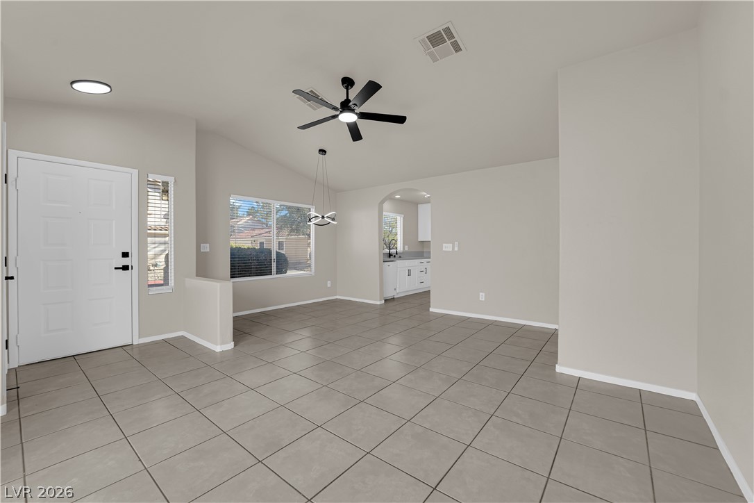 2433 Cliffwood Drive