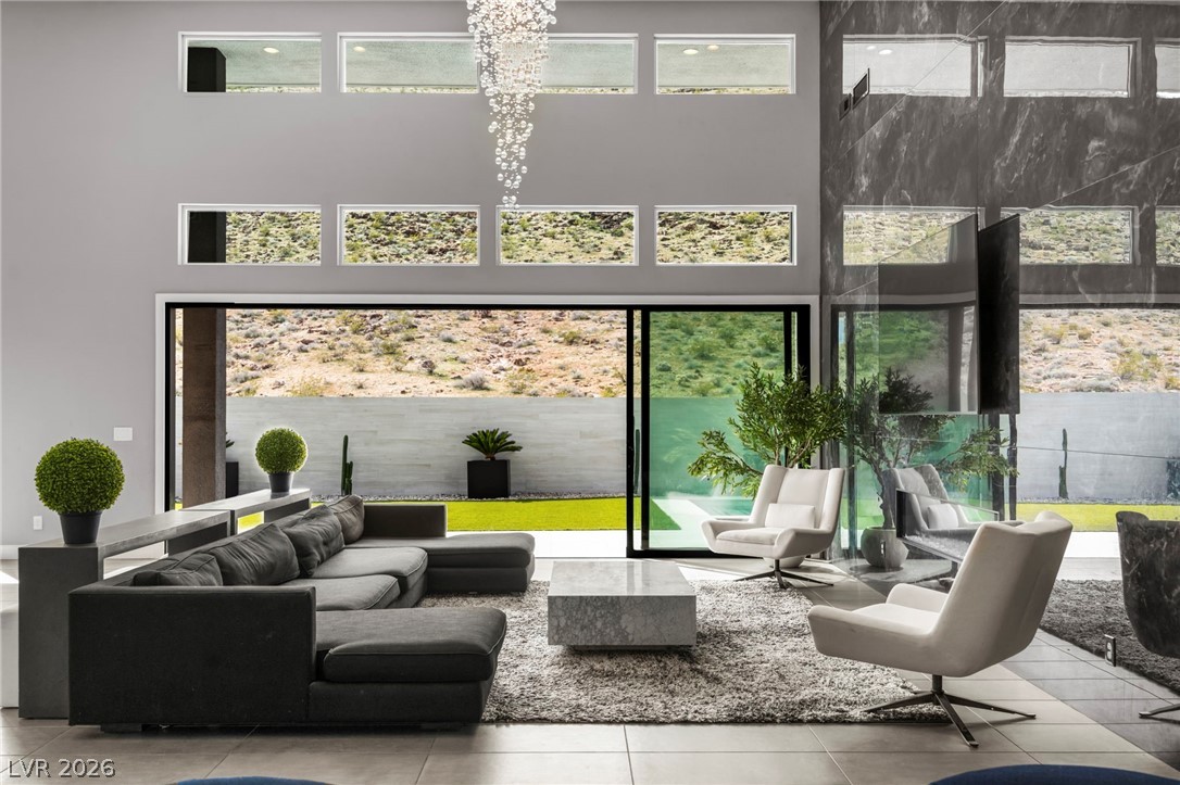 5201 Peak Climb Drive