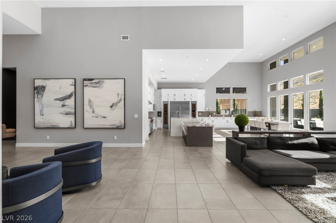 5201 Peak Climb Drive