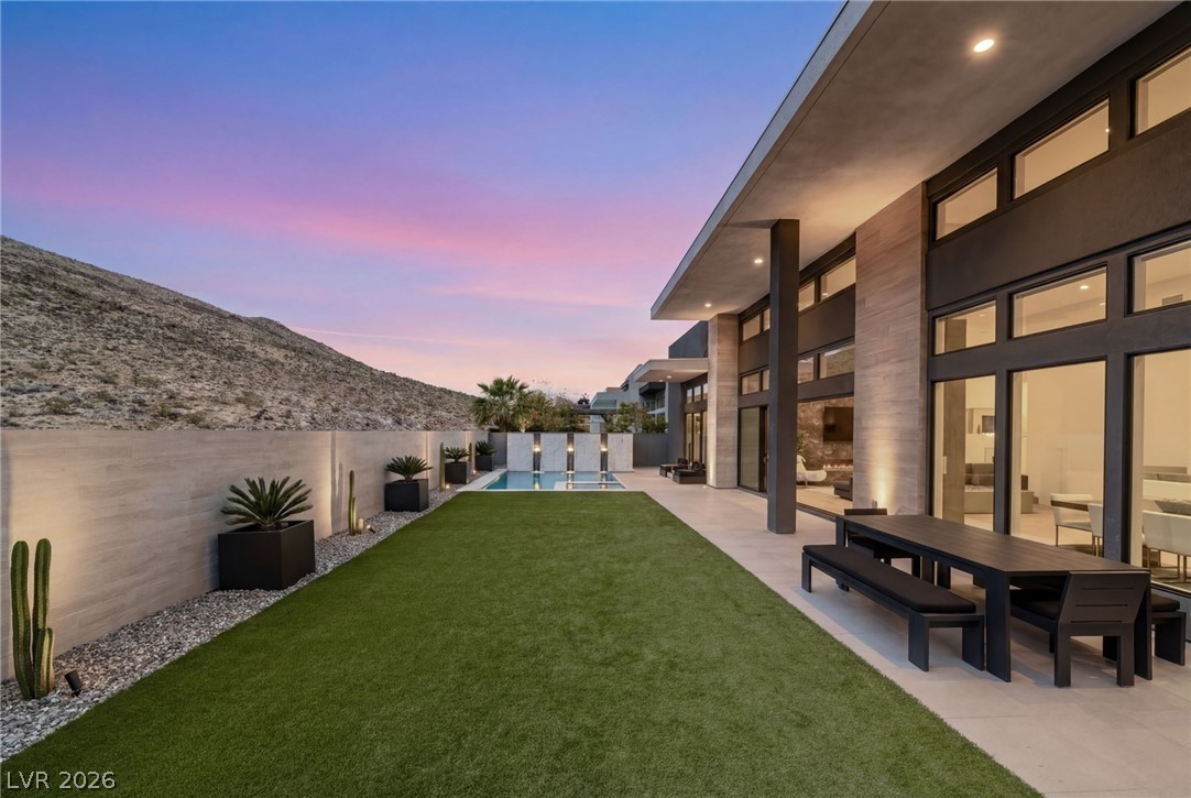 5201 Peak Climb Drive