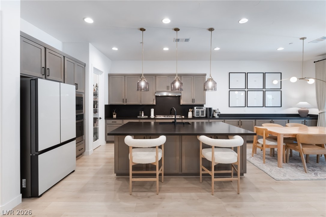 10149 Zeta Tucana Street