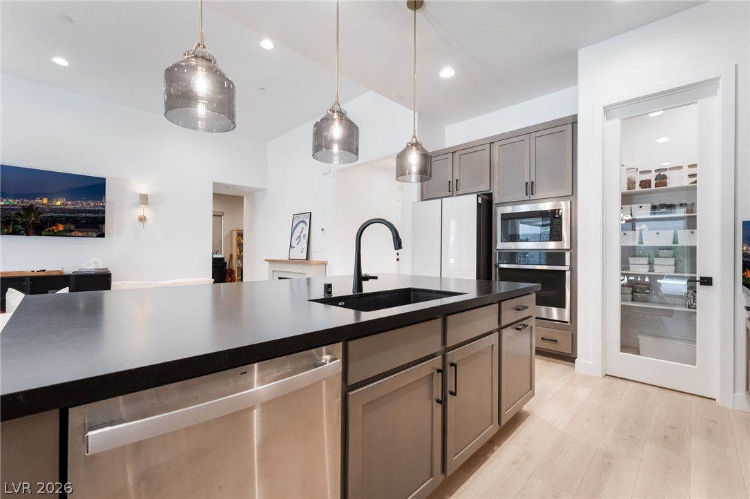 10149 Zeta Tucana Street