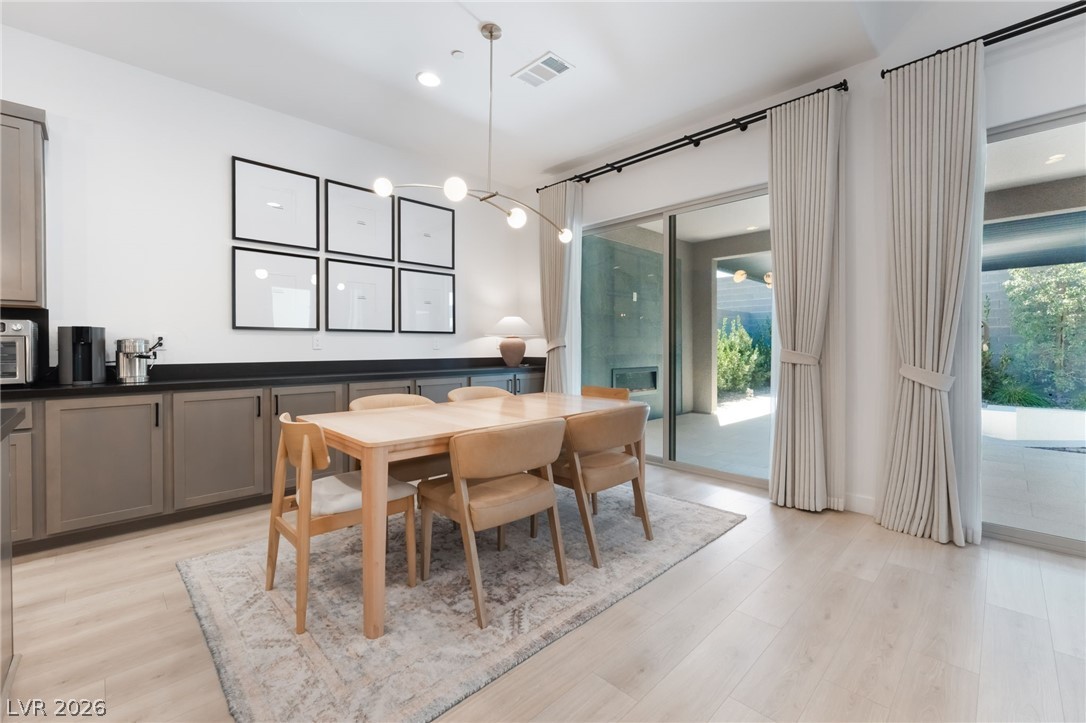 10149 Zeta Tucana Street