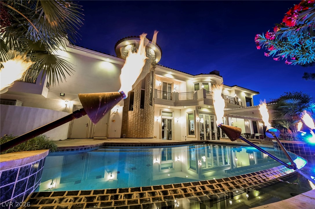 3495 Pama Lane