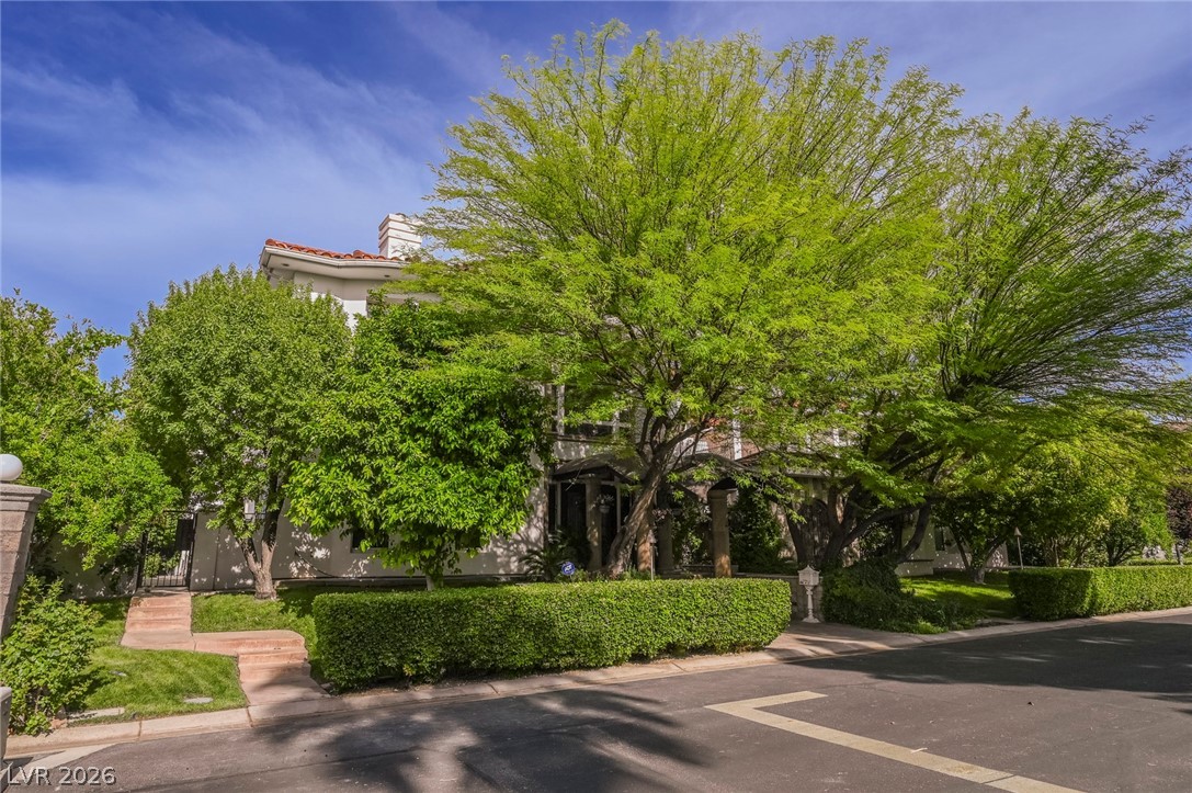 3495 Pama Lane