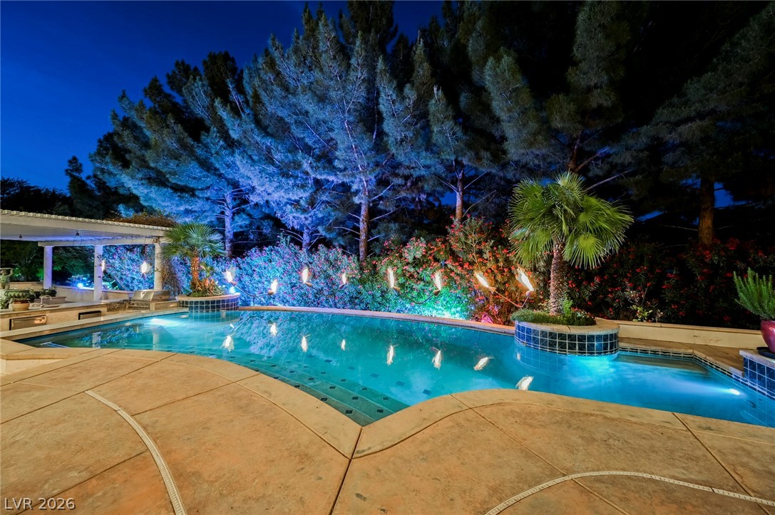 3495 Pama Lane