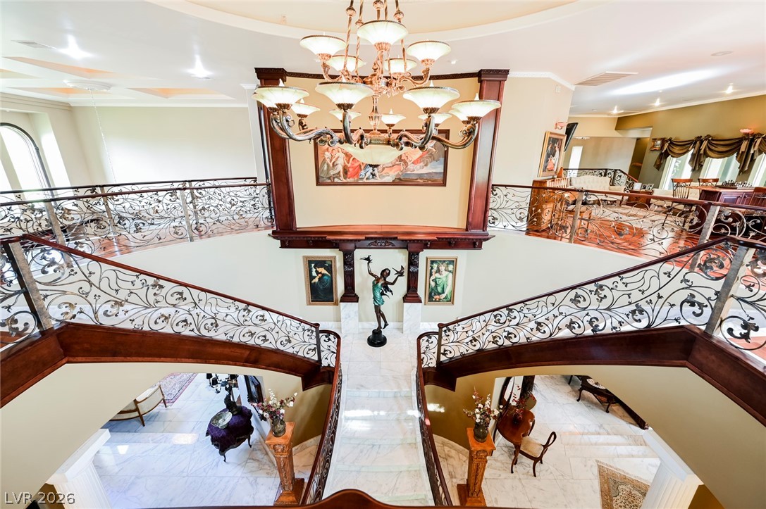 3495 Pama Lane