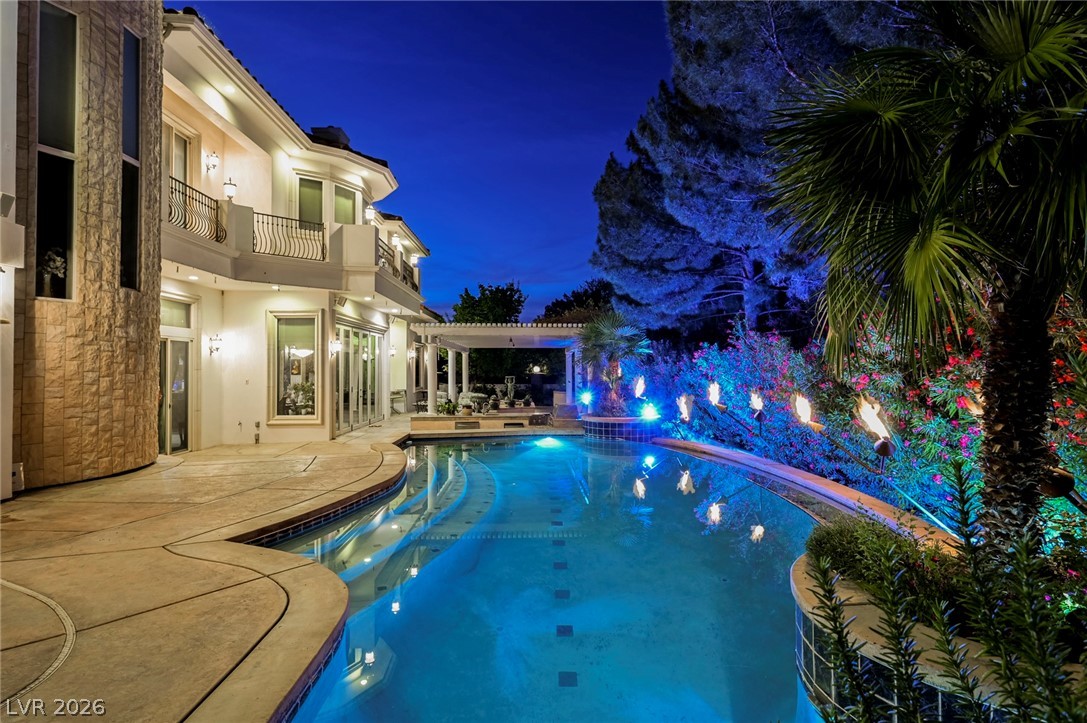 3495 Pama Lane