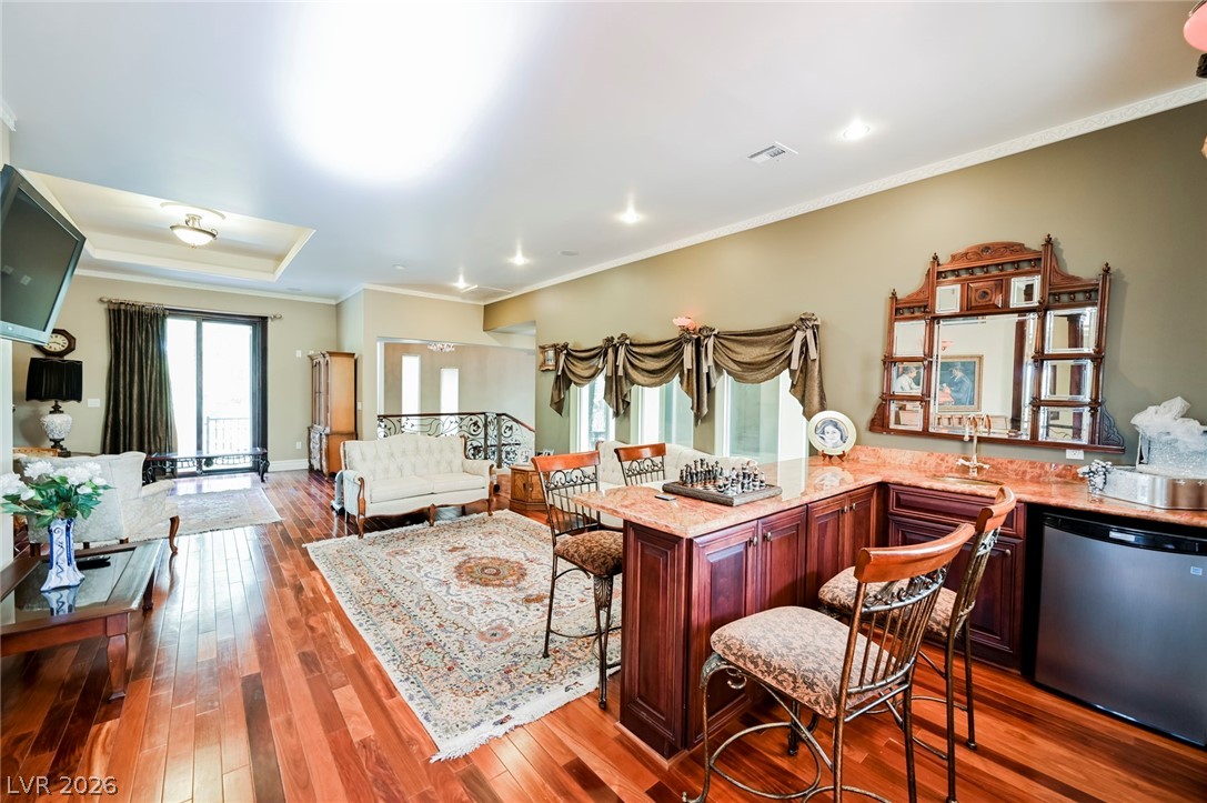 3495 Pama Lane