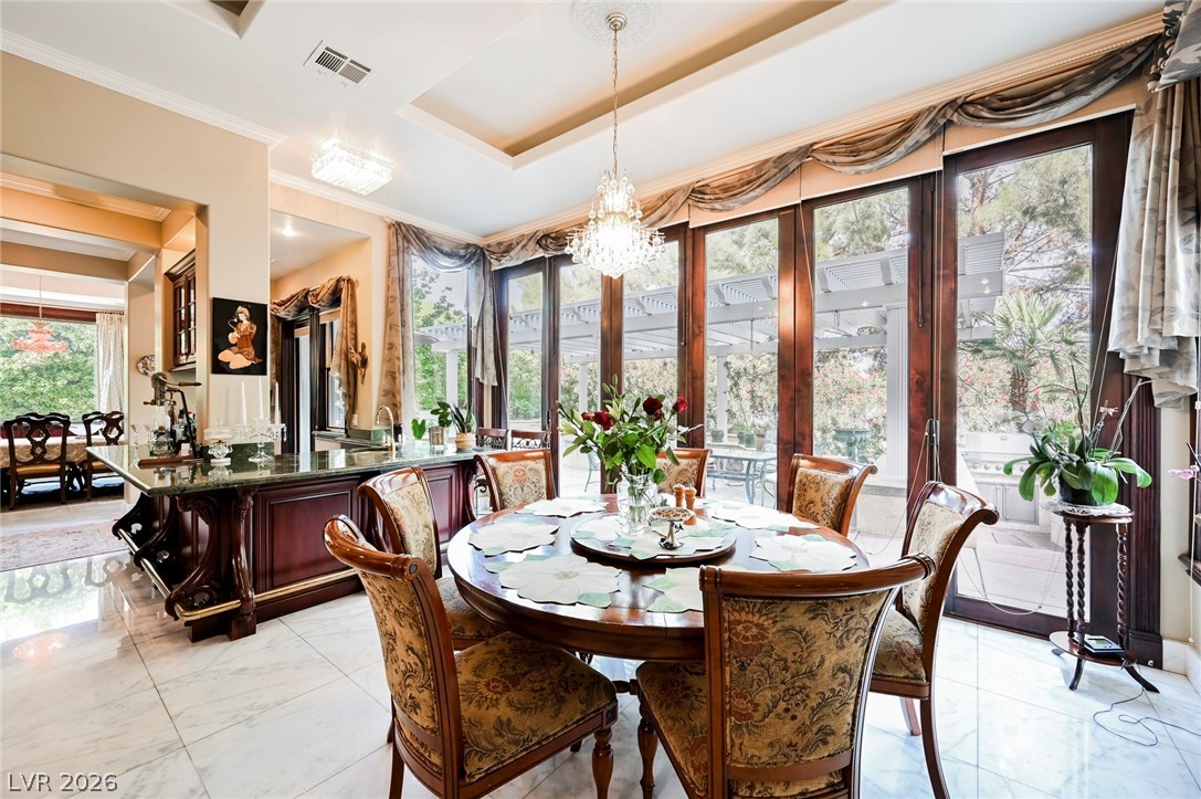 3495 Pama Lane