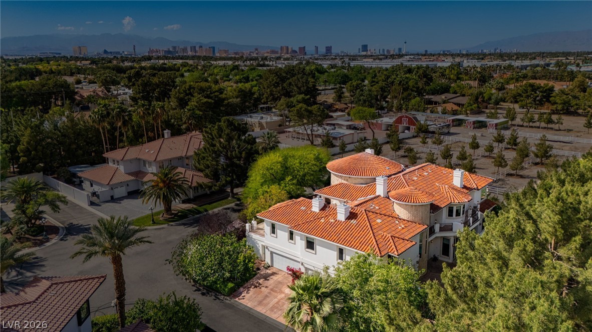 3495 Pama Lane