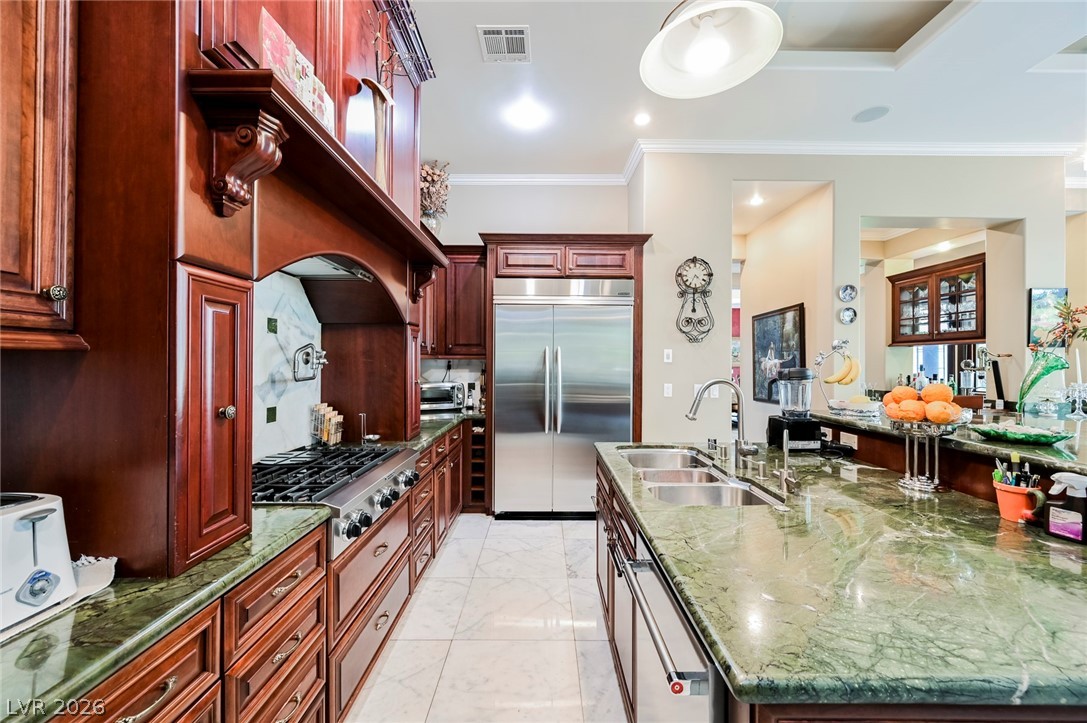 3495 Pama Lane