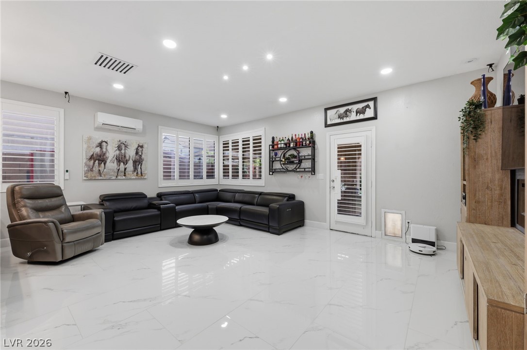 1763 Crystal Stream Avenue