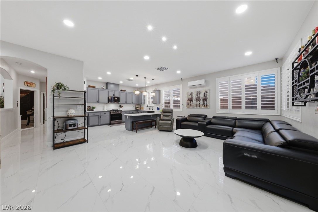 1763 Crystal Stream Avenue