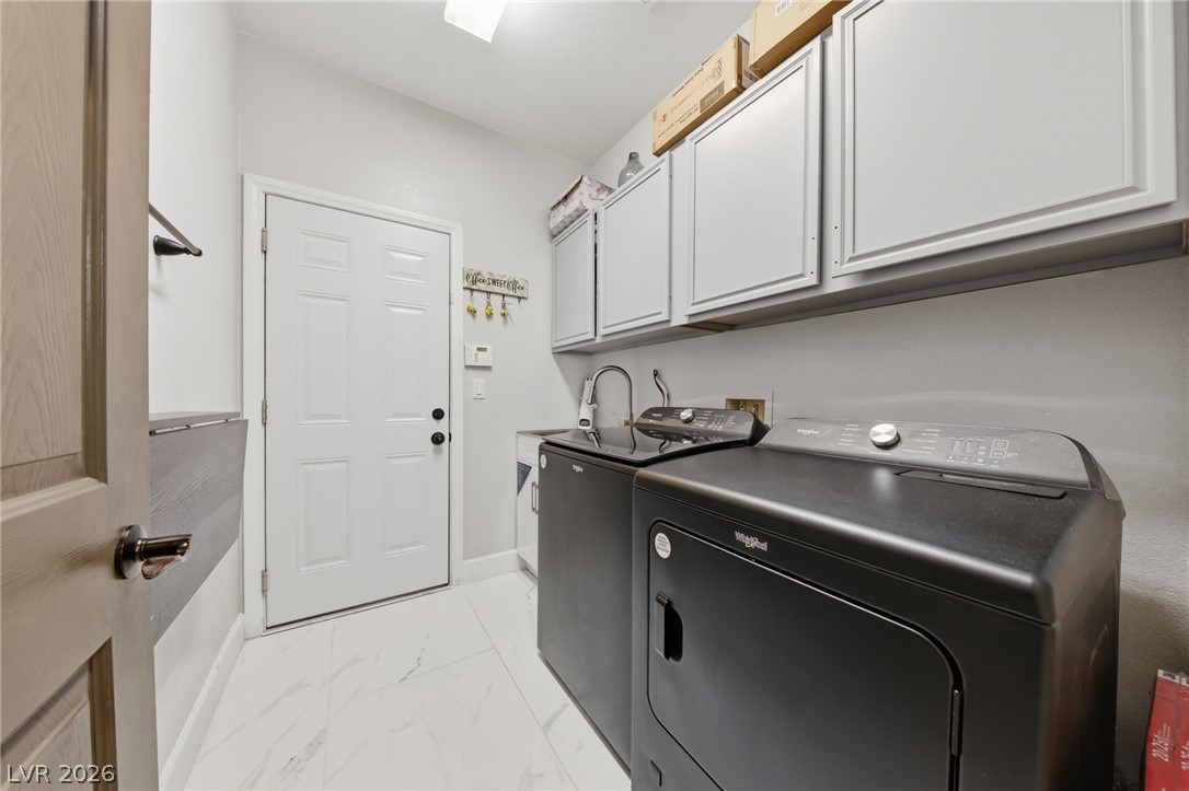 1763 Crystal Stream Avenue