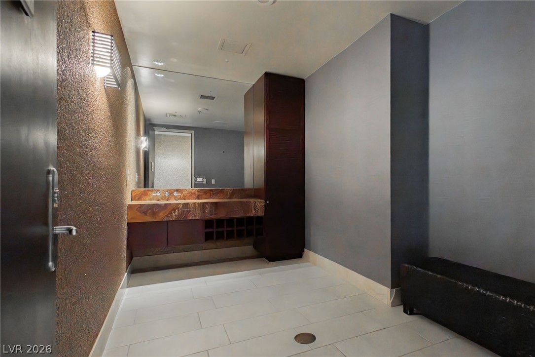 4575 Dean Martin Drive 2312