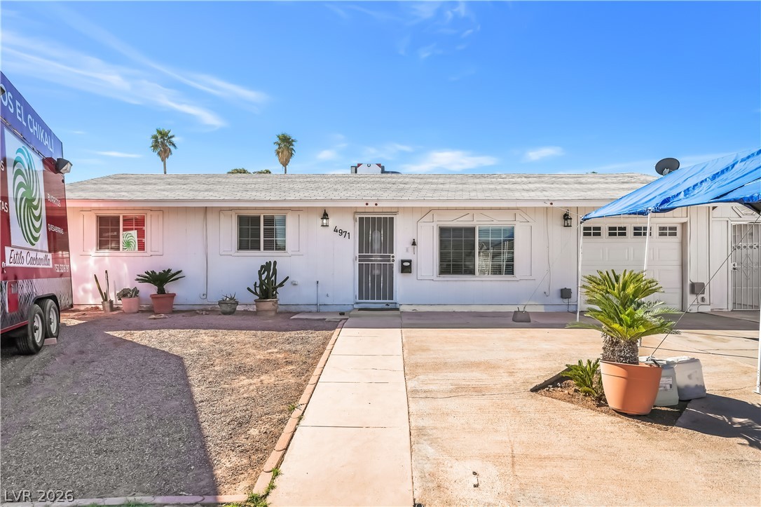 4971 Orinda Circle