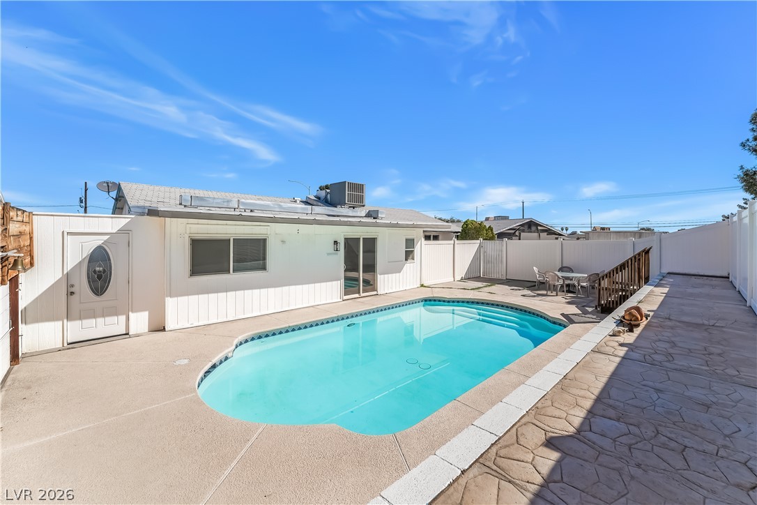4971 Orinda Circle