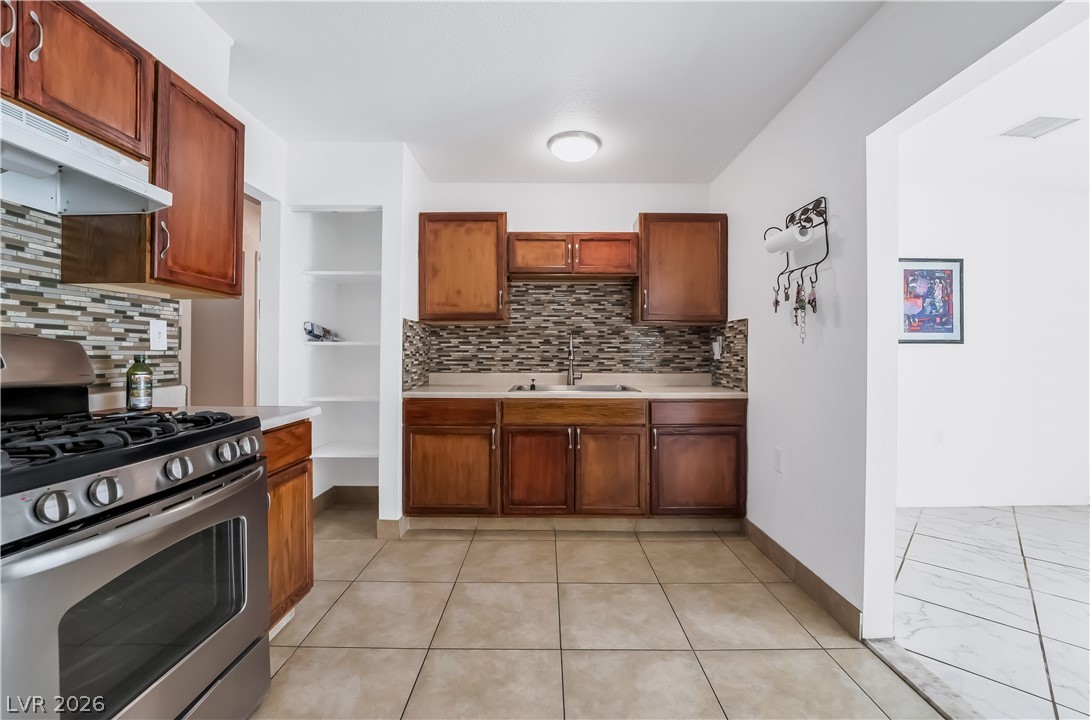 4971 Orinda Circle