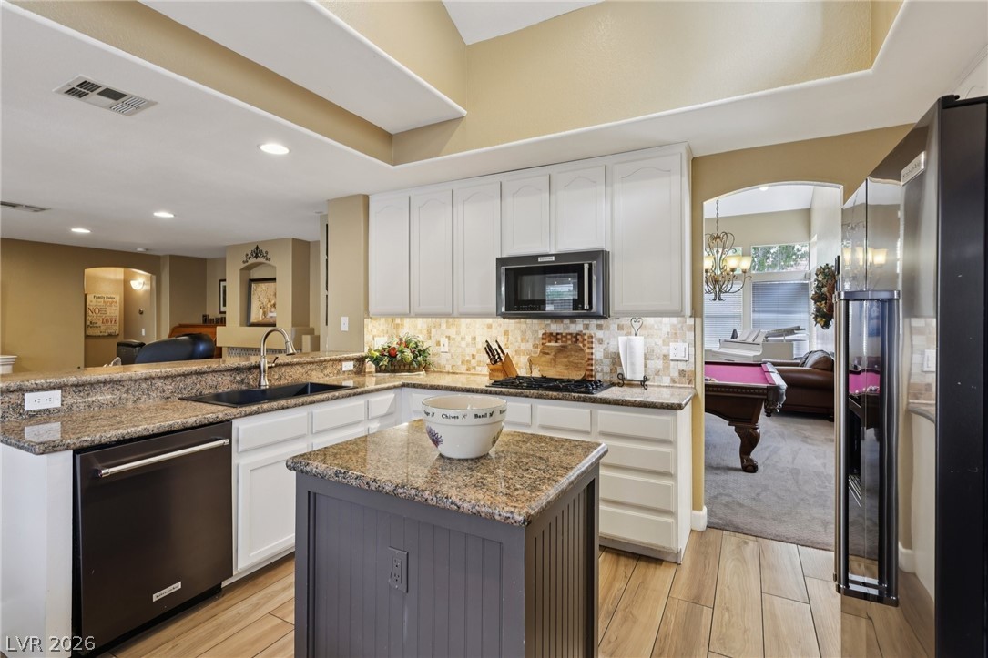 9421 Cedar Heights Avenue