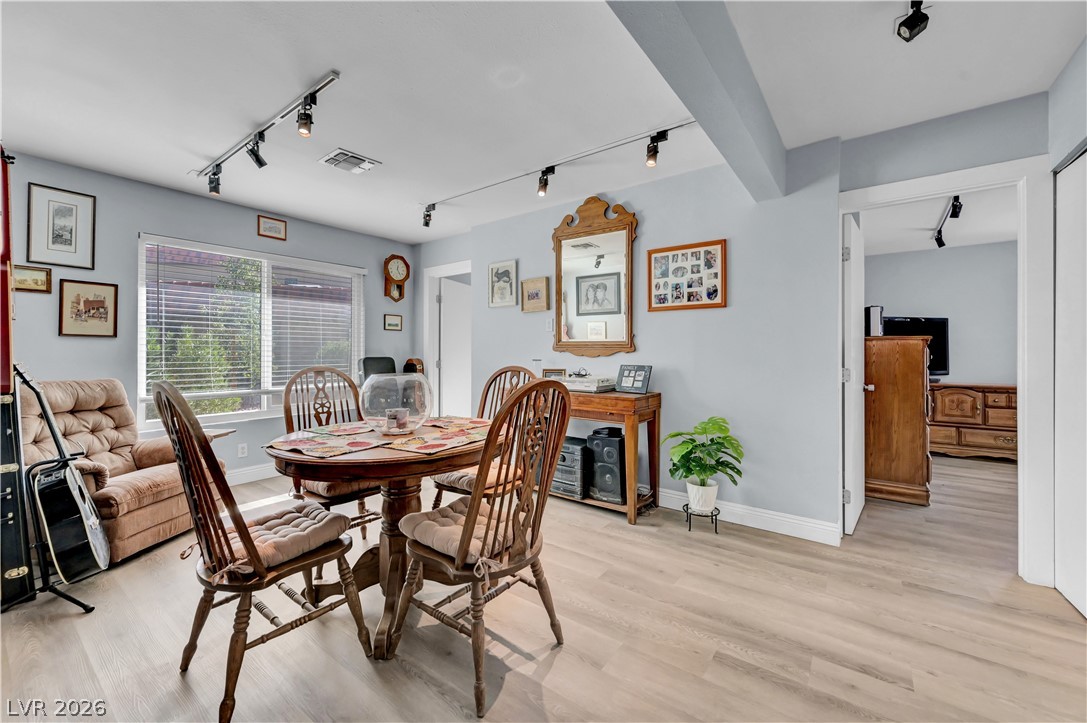 639 Pepper Tree Circle