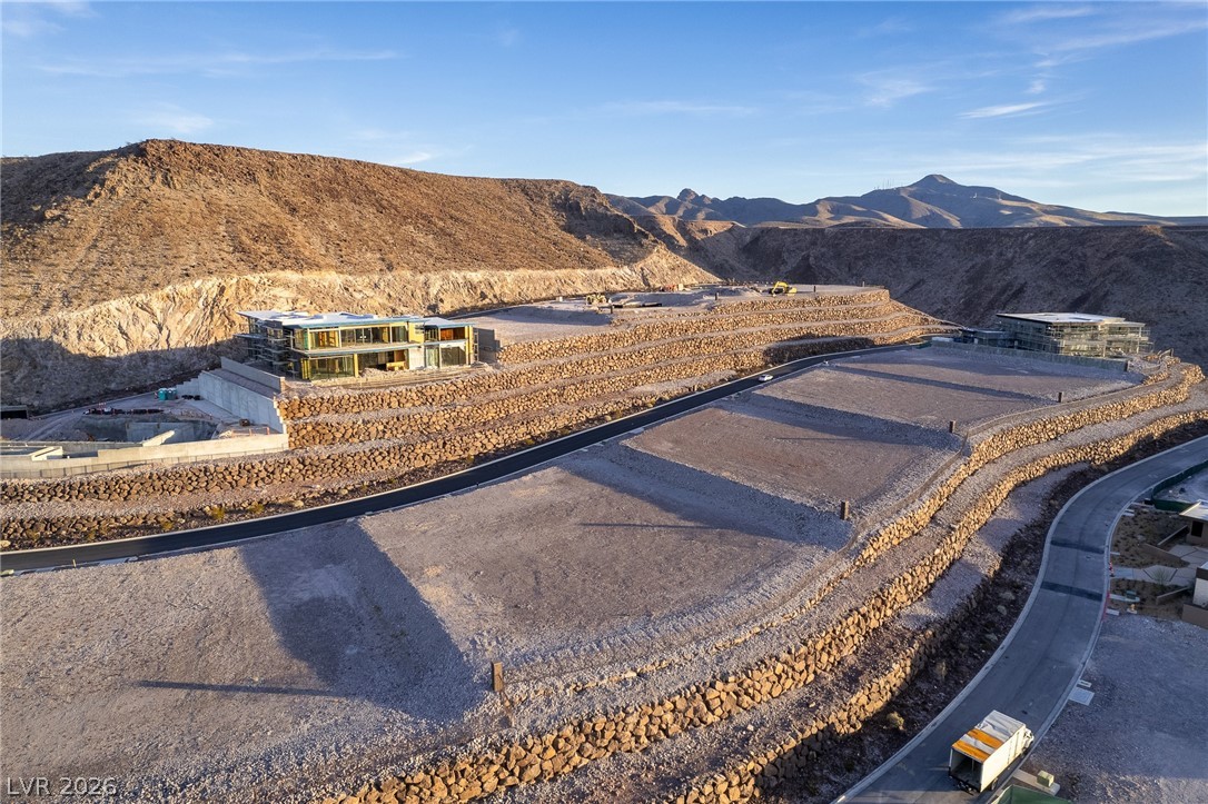 13 Stonecutter Court