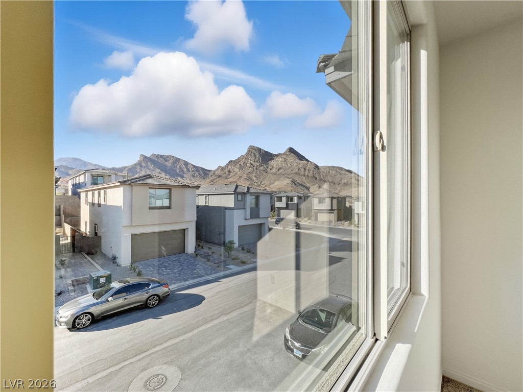 1606 Rock Kestrel Street