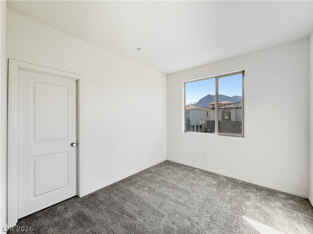1606 Rock Kestrel Street