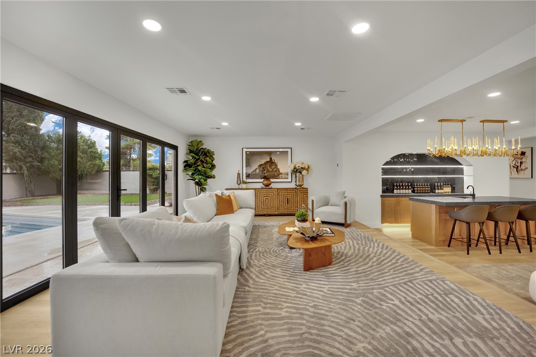1244 Park Circle