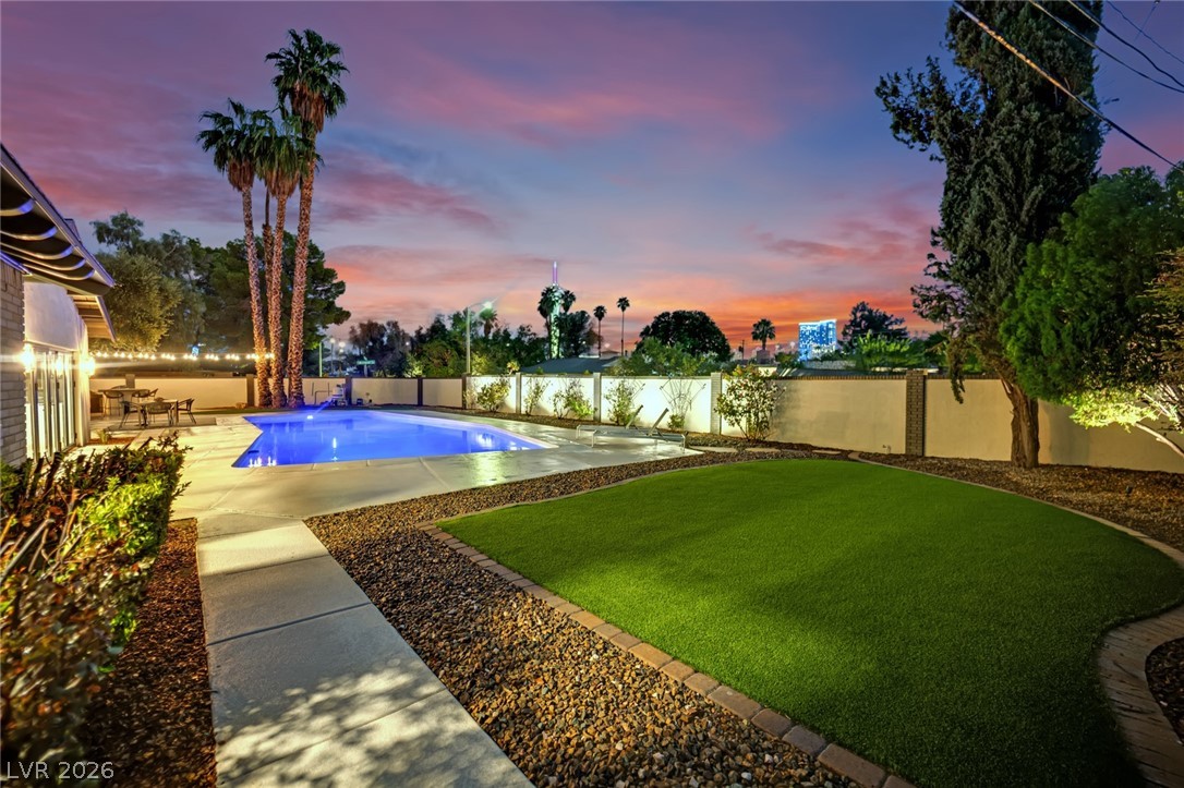 1244 Park Circle