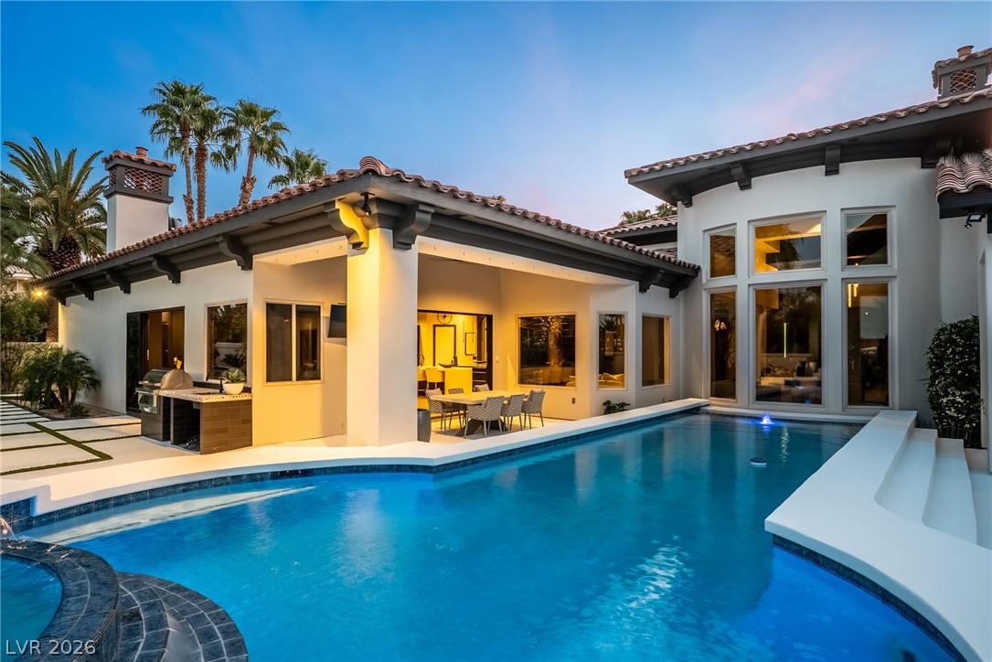 5016 Scenic Ridge Drive