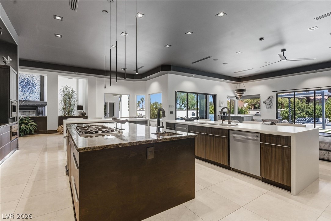 5016 Scenic Ridge Drive