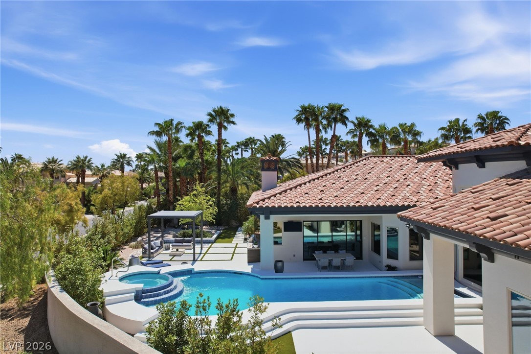 5016 Scenic Ridge Drive