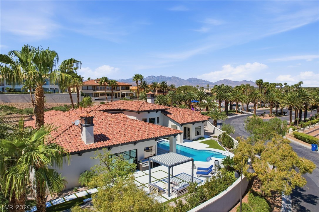 5016 Scenic Ridge Drive