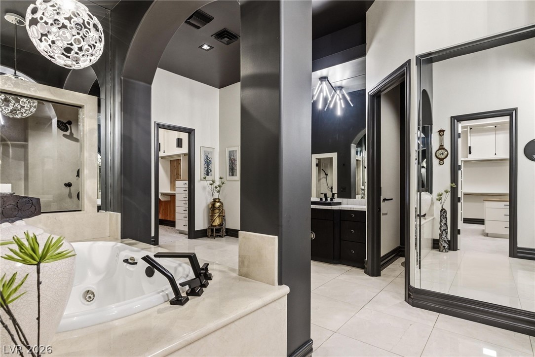 5016 Scenic Ridge Drive