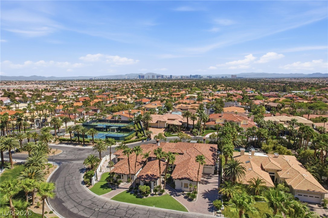 5016 Scenic Ridge Drive