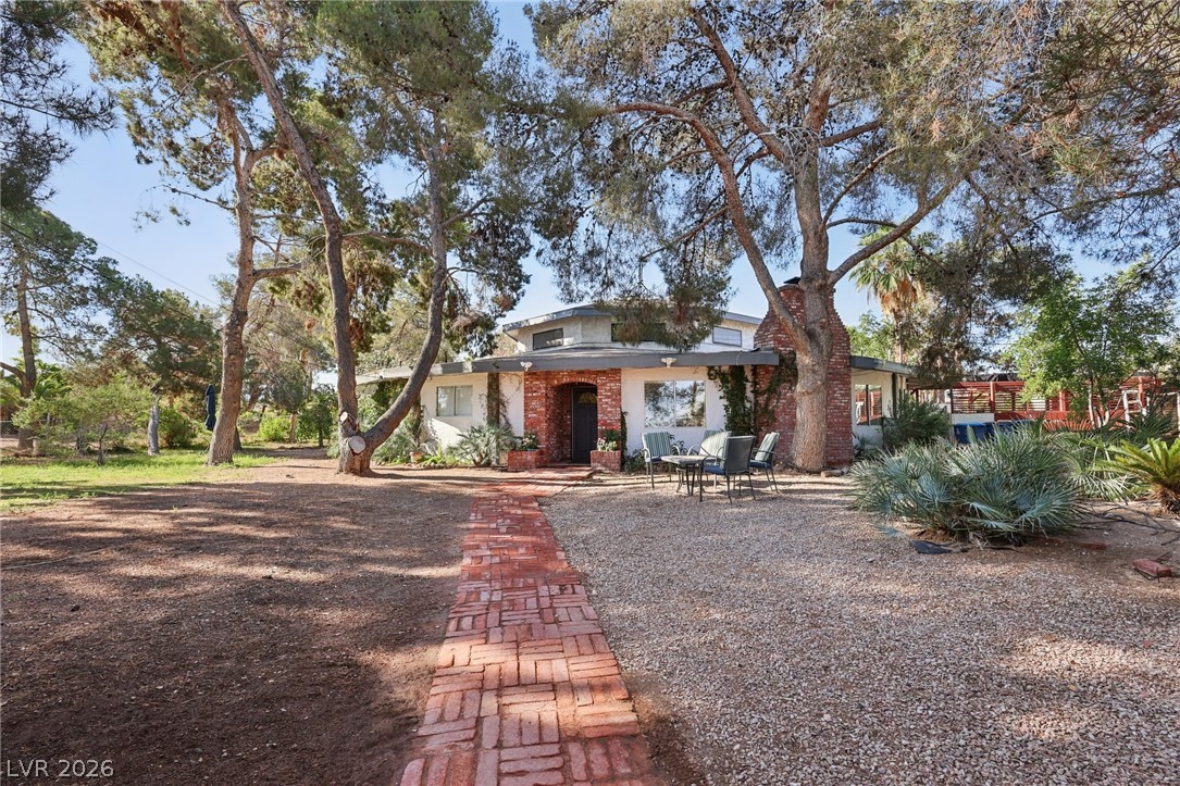 55 Siddall Avenue
