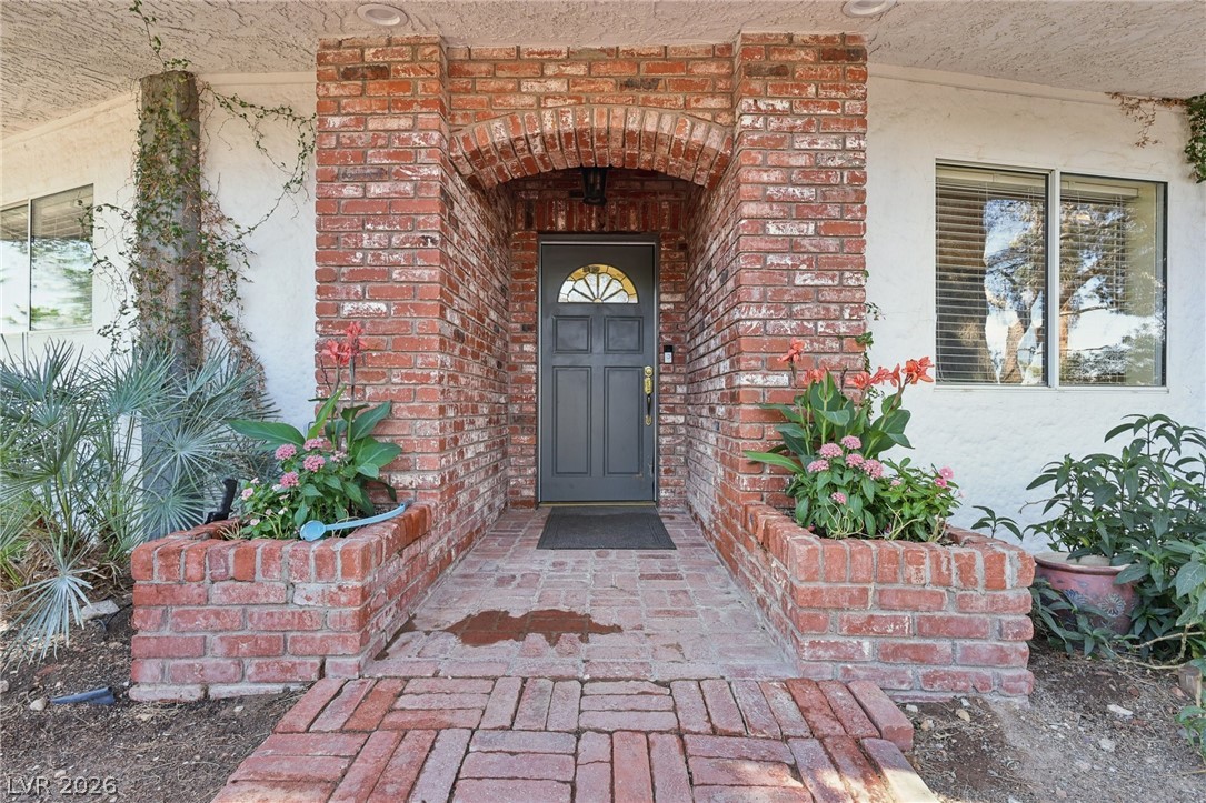 55 Siddall Avenue