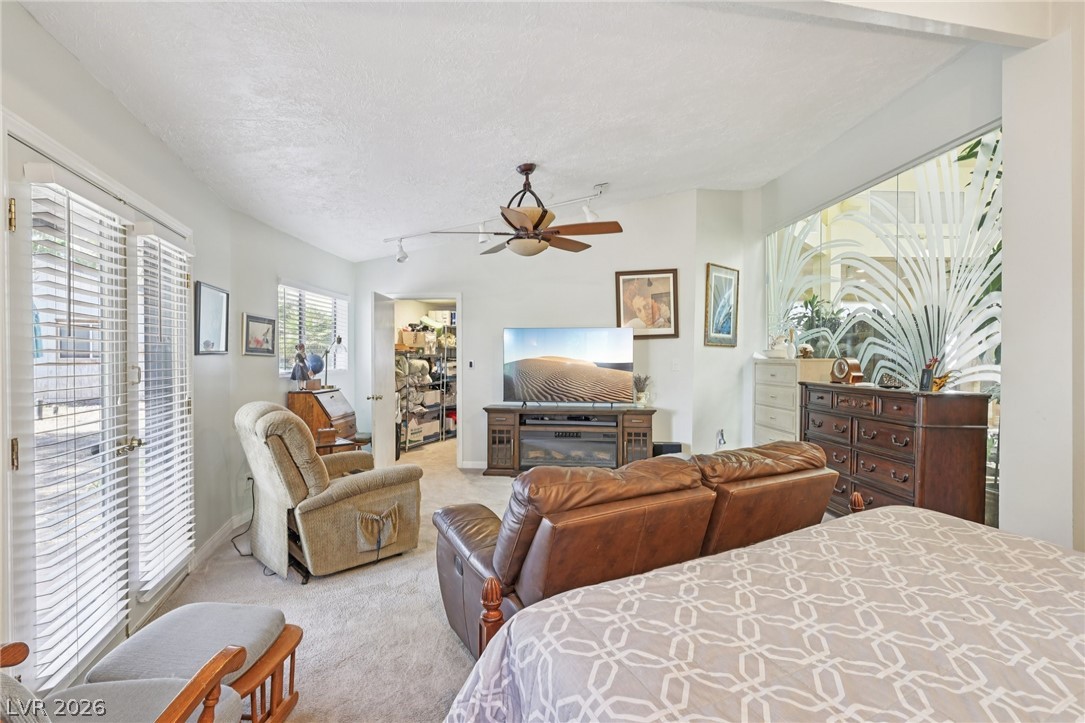 55 Siddall Avenue