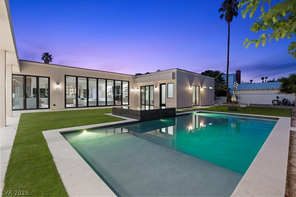2401 Driftwood Drive
