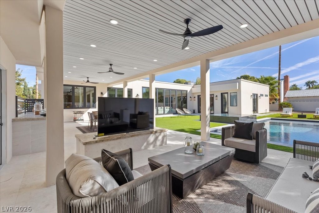 2401 Driftwood Drive