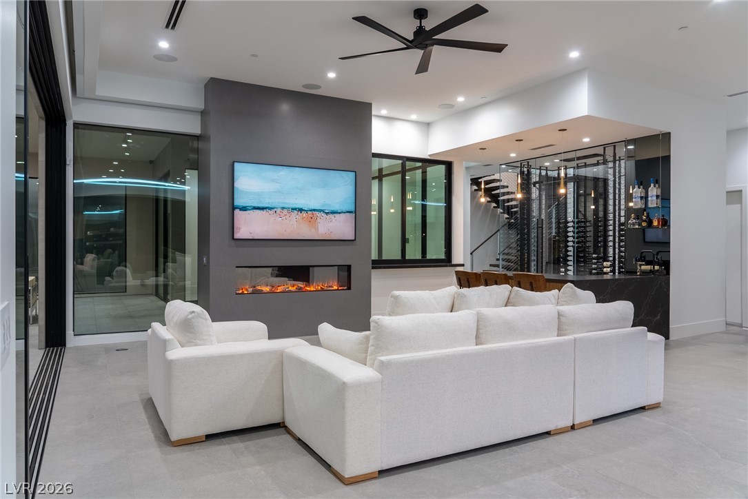 25 Rockstream Drive